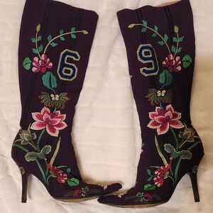 Christian Dior Koi Boots Emroidered Purple. Size 38.